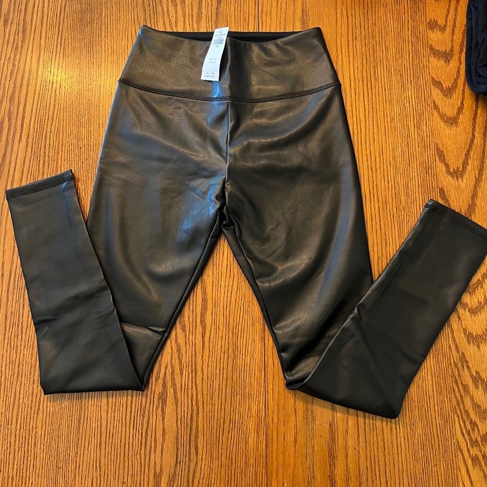 Hollister leather pants black- NWT